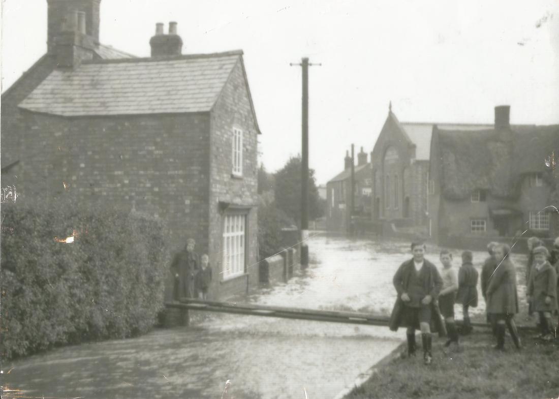 NetherHeyfordCanalBurst