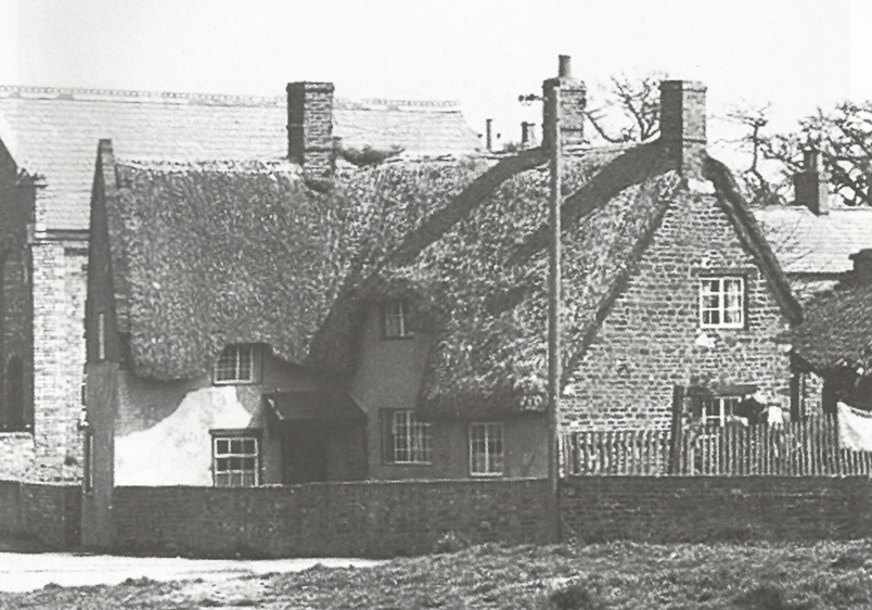 TheStoryOfHeyfordV3C2-ClarkesCottage-SparrowPie